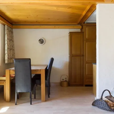 Graebi By Interhome 公寓 格施塔德